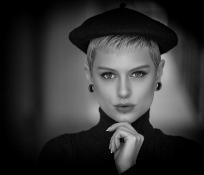 Dr. Alfons Wolf - nachdenklich - Medaille